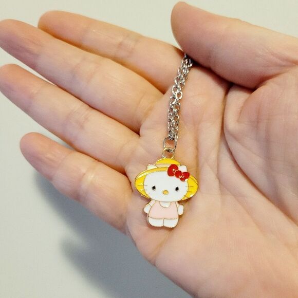 Brand new Hello Kitty necklace - Picture 2 of 4